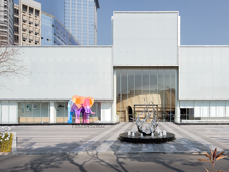 佛山国通广场示范区中建寰球荟不锈钢景观雕塑(图3) 佛山国通广场示范区中建寰球荟不锈钢景观雕塑(图3)