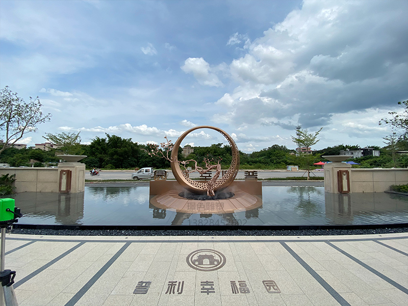 普利·广西北流幸福园展示区不锈钢雕塑摆件(图4) 普利·广西北流幸福园展示区不锈钢雕塑摆件(图4)