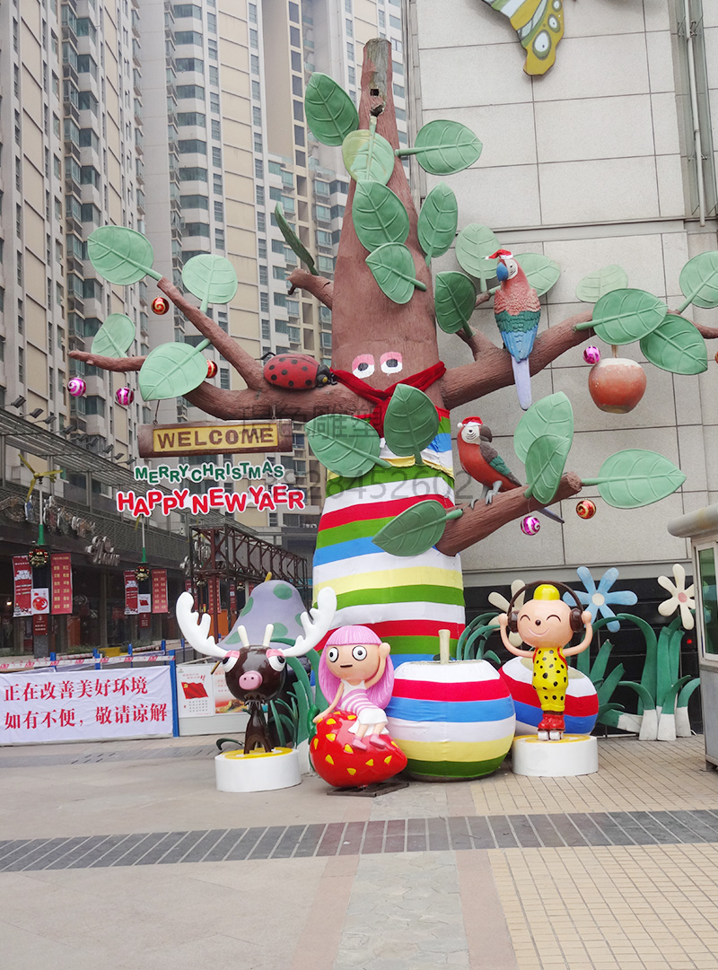 新世界商业广场美陈玻璃钢雕塑(图3) 新世界商业广场美陈玻璃钢雕塑(图3)