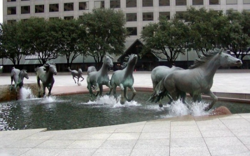 您会爱上的20座现代雕塑国外的精品园林雕塑(图3) 您会爱上的20座现代雕塑国外的精品园林雕塑(图3)