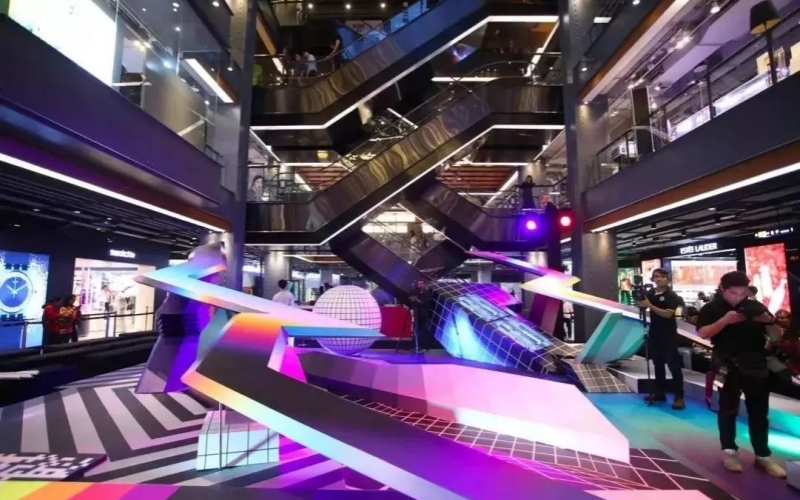 这些极具创意的商场美陈案例(图1) 这些极具创意的商场美陈案例(图1)